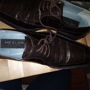Mezlan Platinum shoes